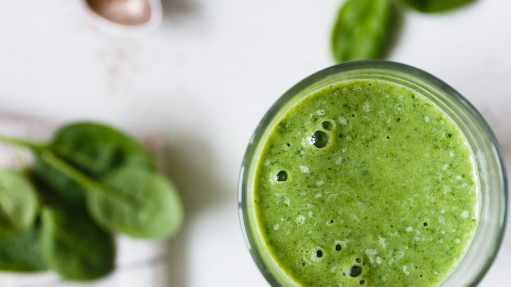 Glowing Skin Smoothie Recipe - EVERBELLA